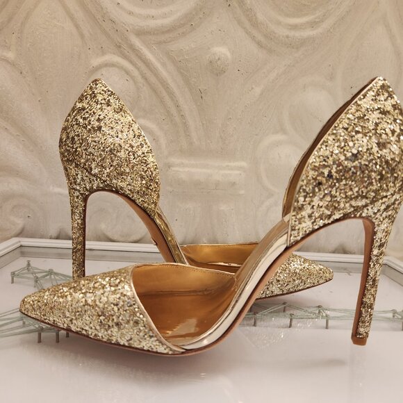 Badgley Mischka Gold Heels. Like New. Size 8 - Picture 3 of 7